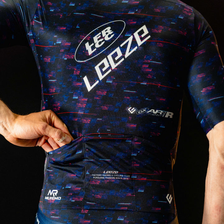 LEEZE Trikot (2026)