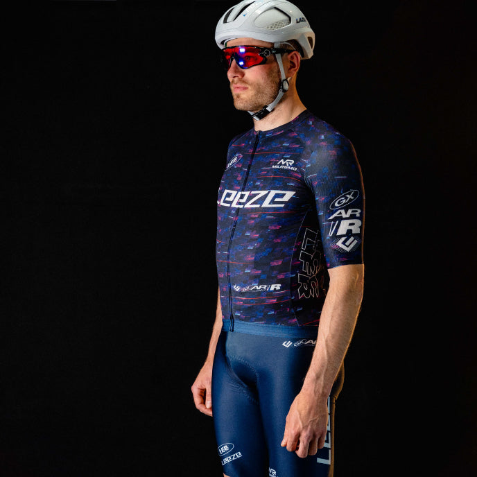 LEEZE Trikot (2026)