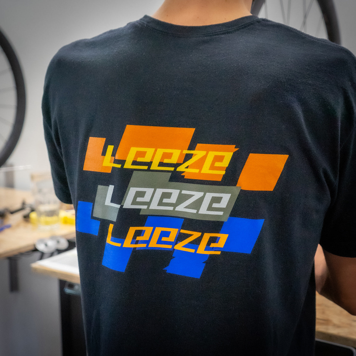 Leeze T-Shirt 2025